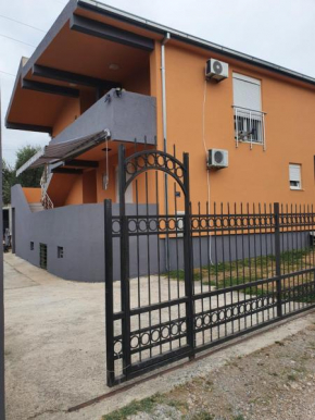 Kuca za odmor i familiju